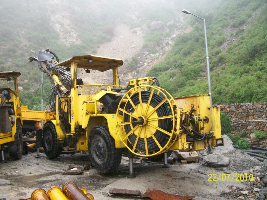 Jammu Kashmir hydroelectric Adit PM (7)